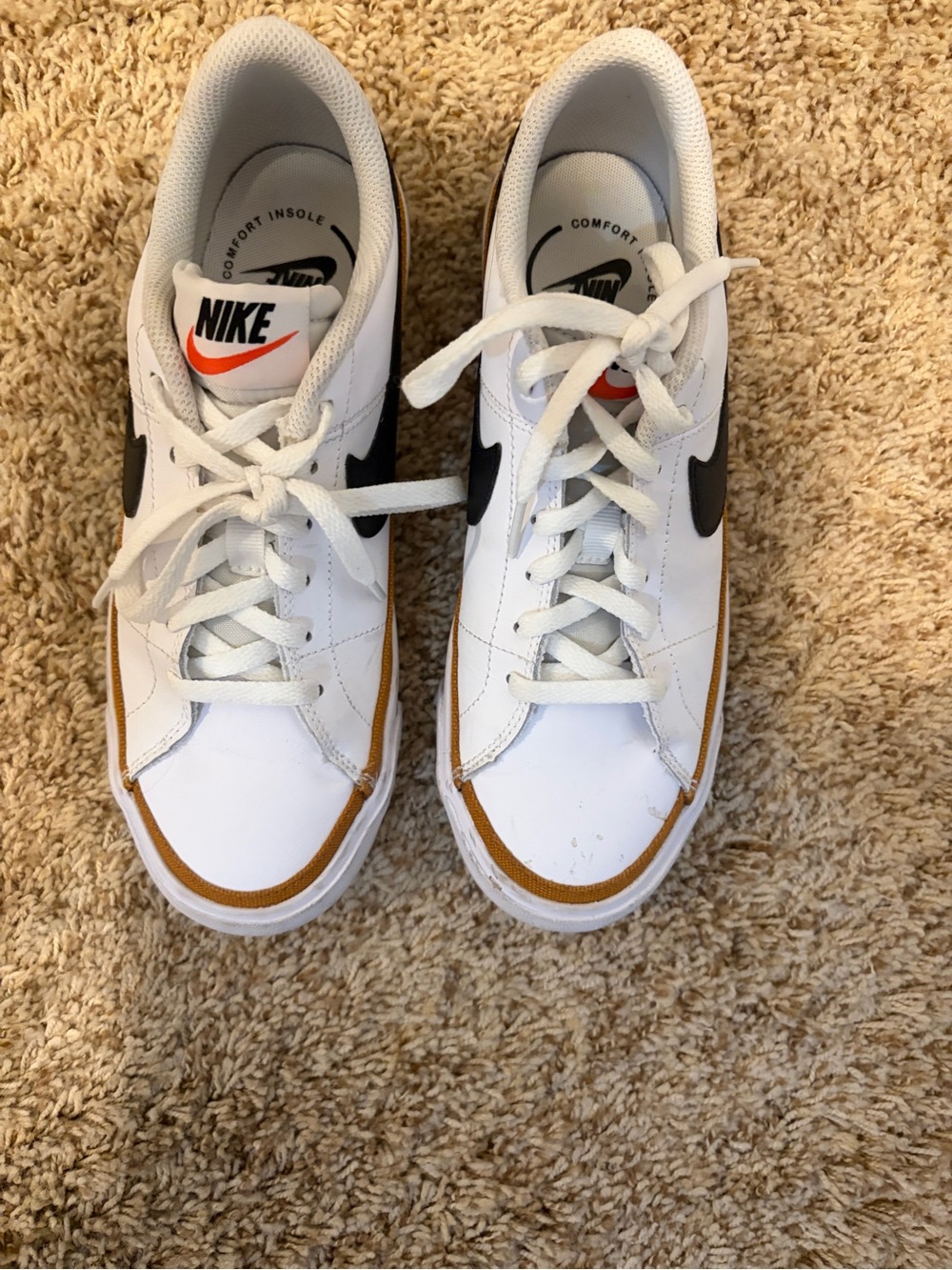 Nike Kids White Black & Brown Accent Low-Top Sneakers